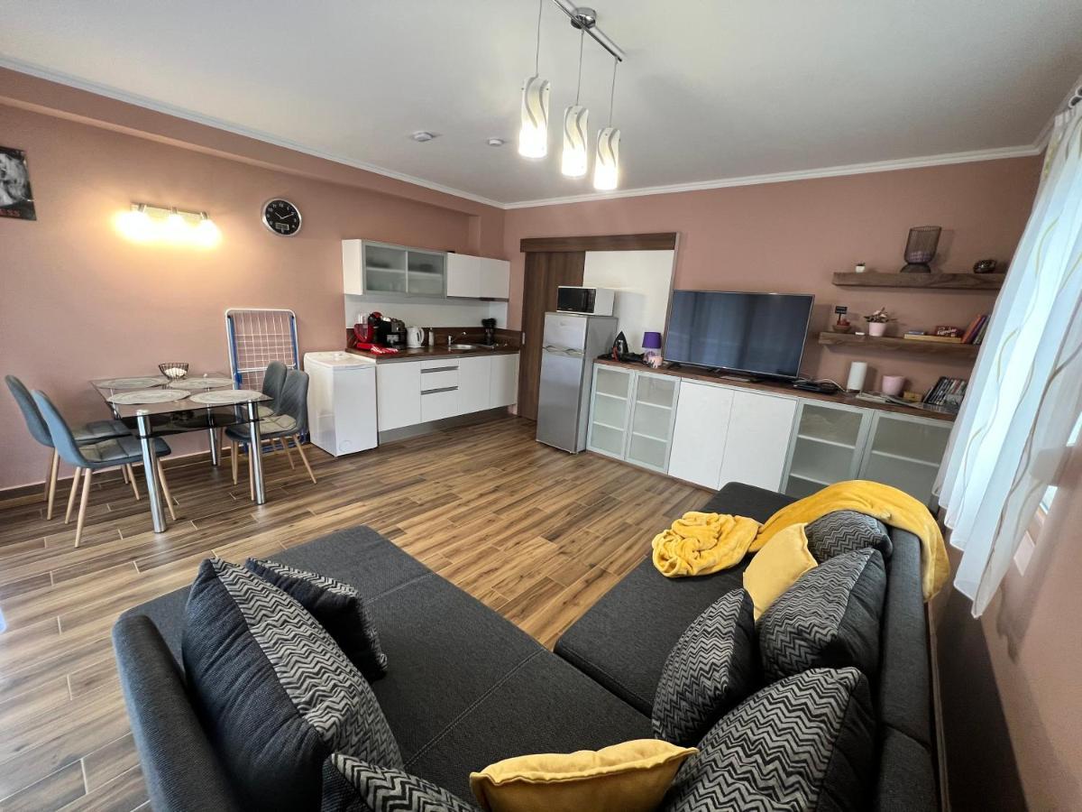 Dorina Wellness Apartman Сиофок Екстериор снимка