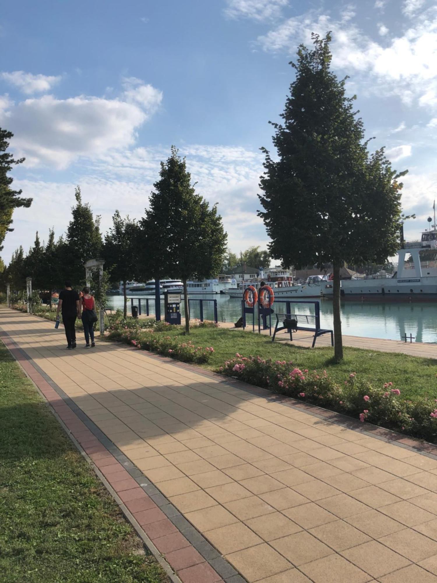 Dorina Wellness Apartman Сиофок Екстериор снимка