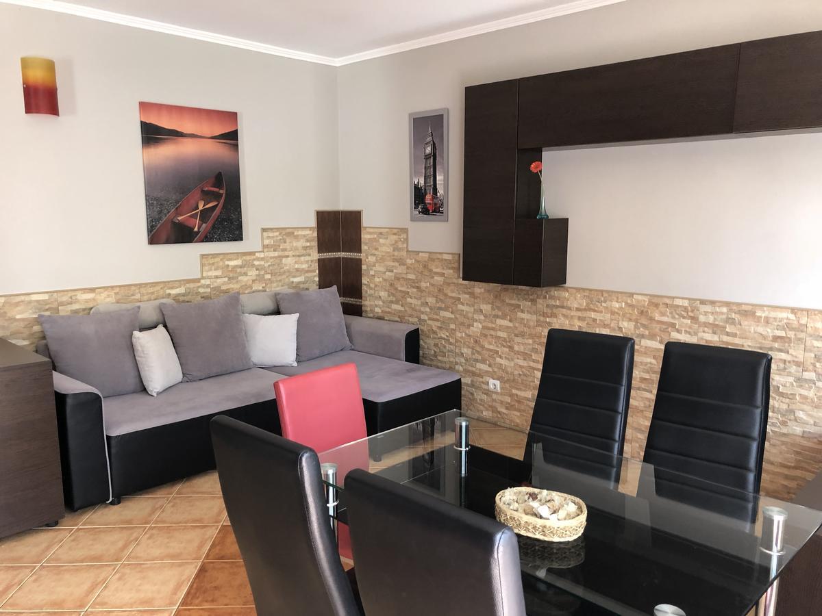 Dorina Wellness Apartman Сиофок Екстериор снимка